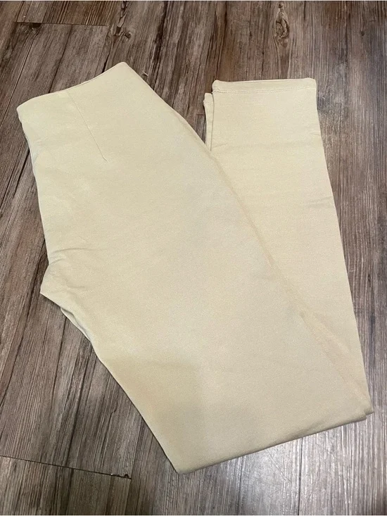 Active USA Cream Slim Pull-On Leggings with Gold Zip Accents - Picture 4 of 12